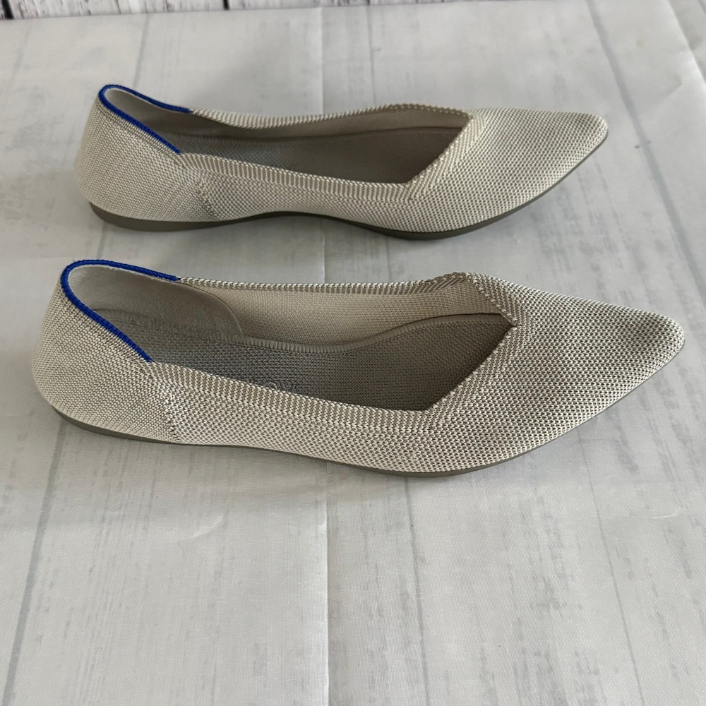 Rothys The Point Oatmeal Sand Pointed Toe Knit Flats Womens Size 9